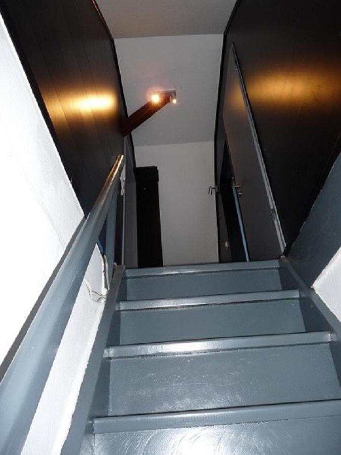 Ferienwohnung In Duesseldorf Hassel Экстерьер фото